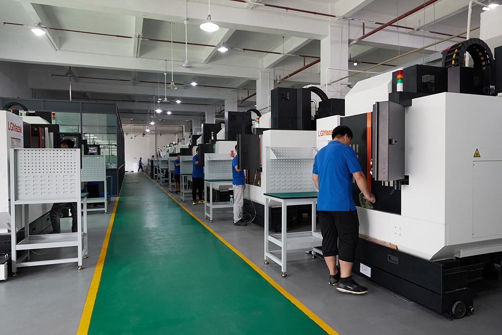 3 axis,4 axis, and 5 axis CNC Machining workshop of CNC Machining Company 